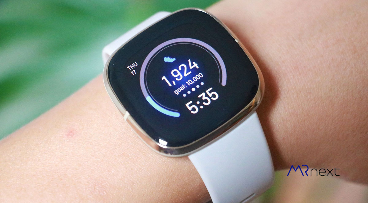 بهترین-ساعت-هوشمند-2020---Fitbit Sense